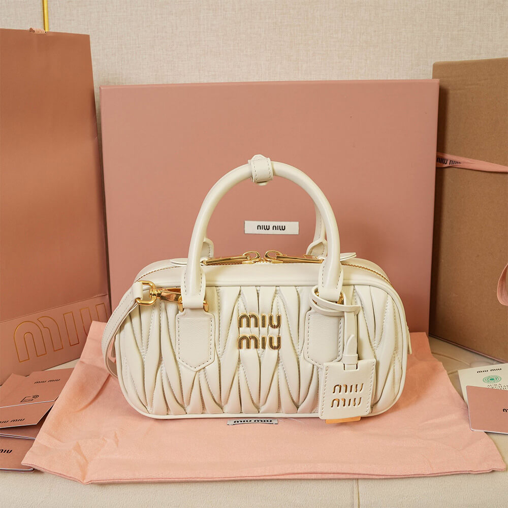 MIUMIU Medium Arcadie matelasse nappa Bag(HIGH-END GRADE)