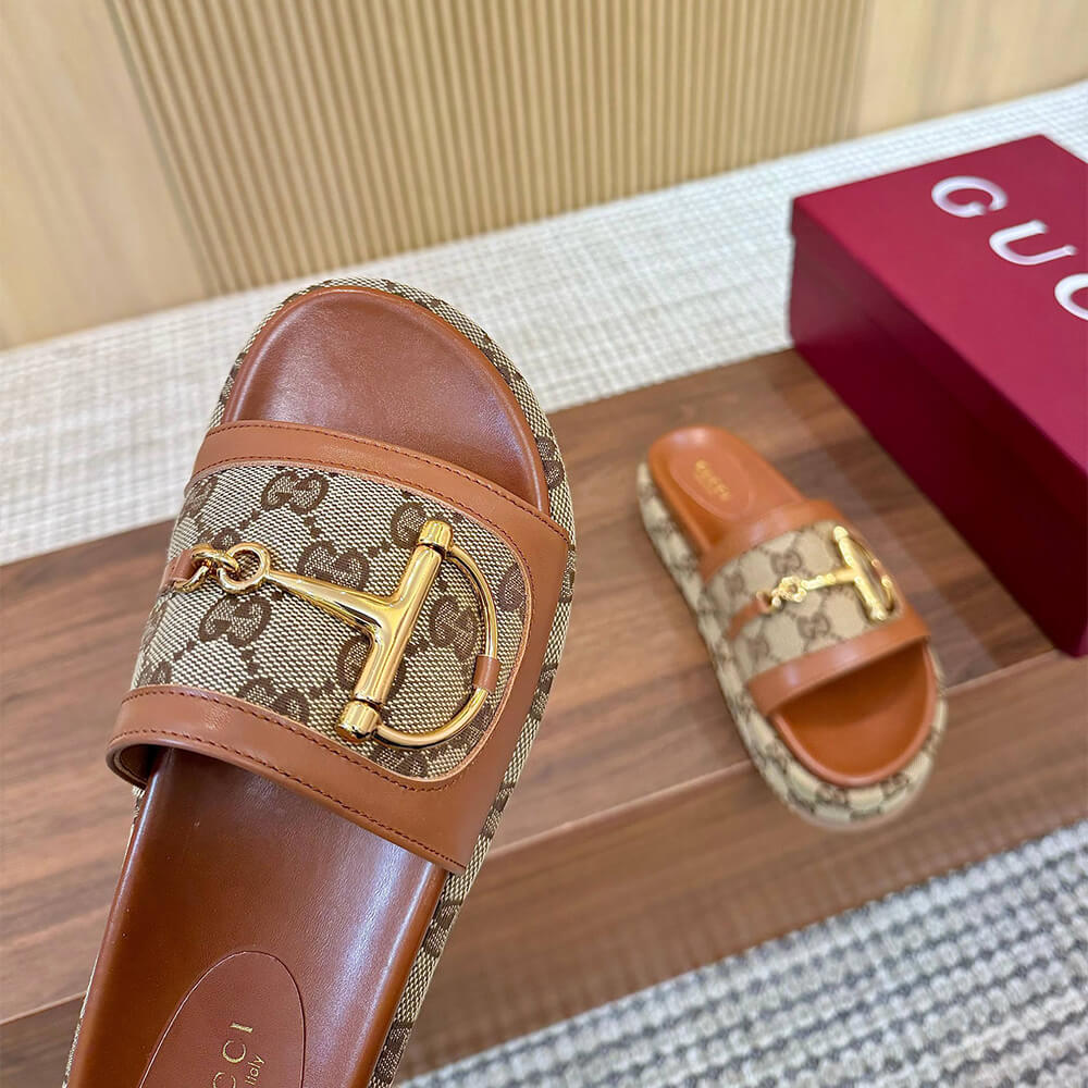 GUCCI Women s platform slide sandal