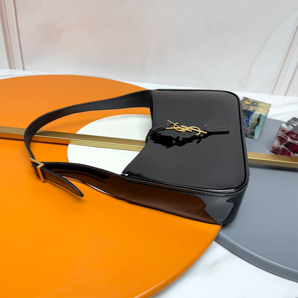 YSL le 5 a 7 in patent leather(HIGH-END GRADE)