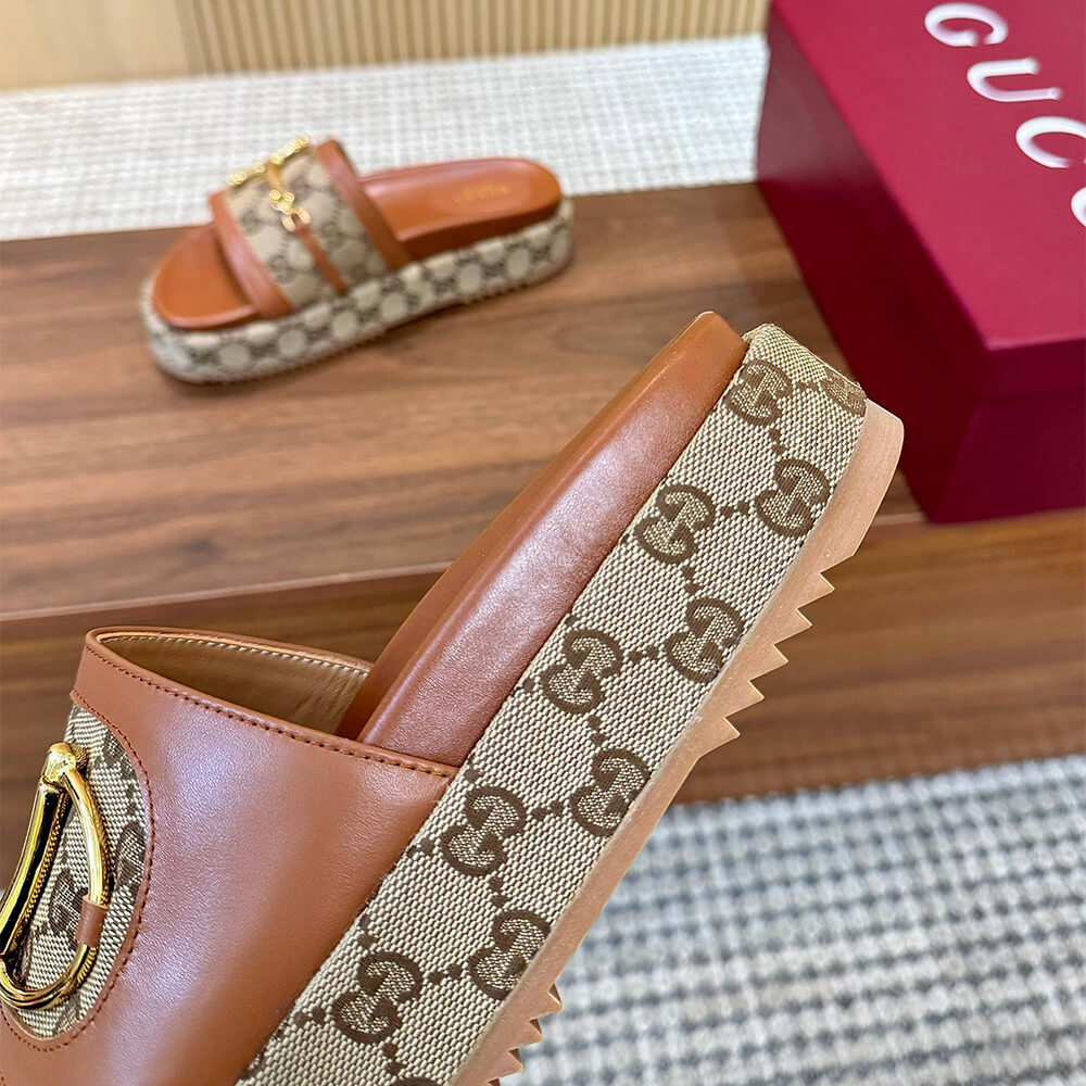 GUCCI Women s platform slide sandal