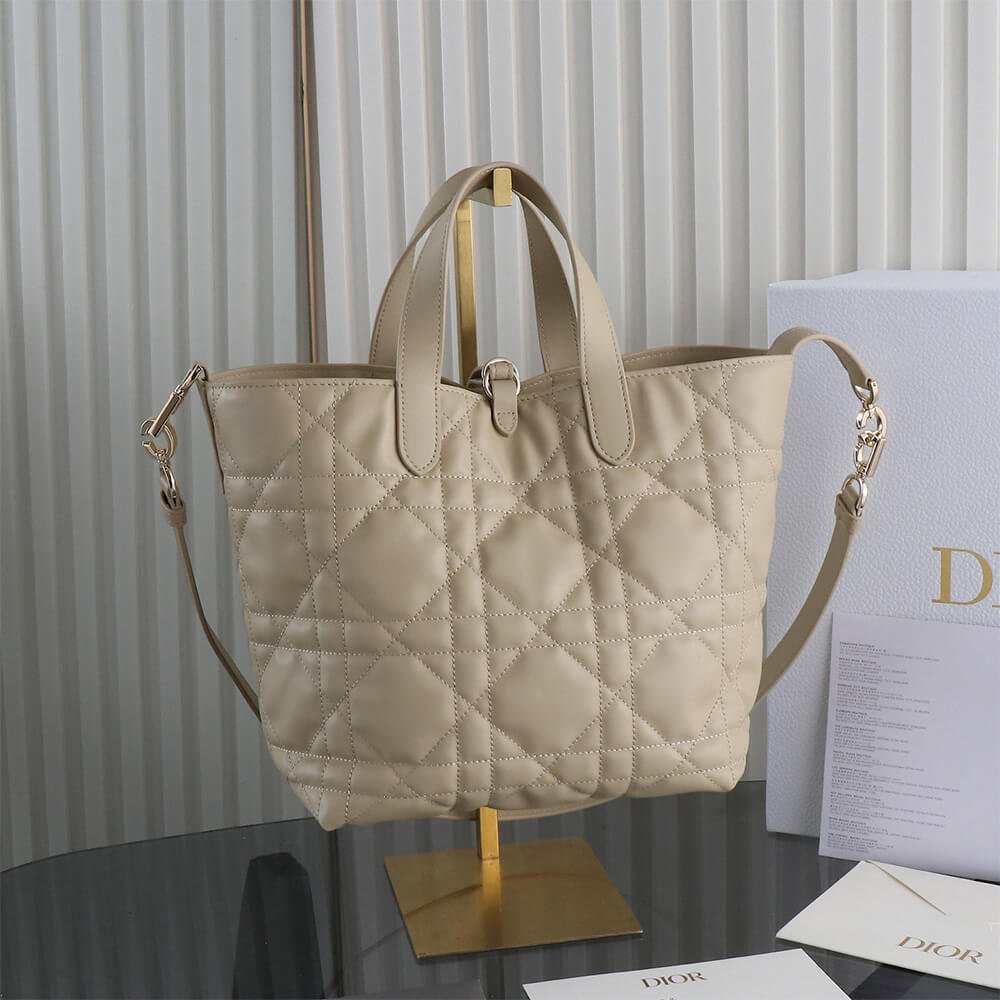 Medium Dior Toujours Vertical Tote Bag(high-end grade)