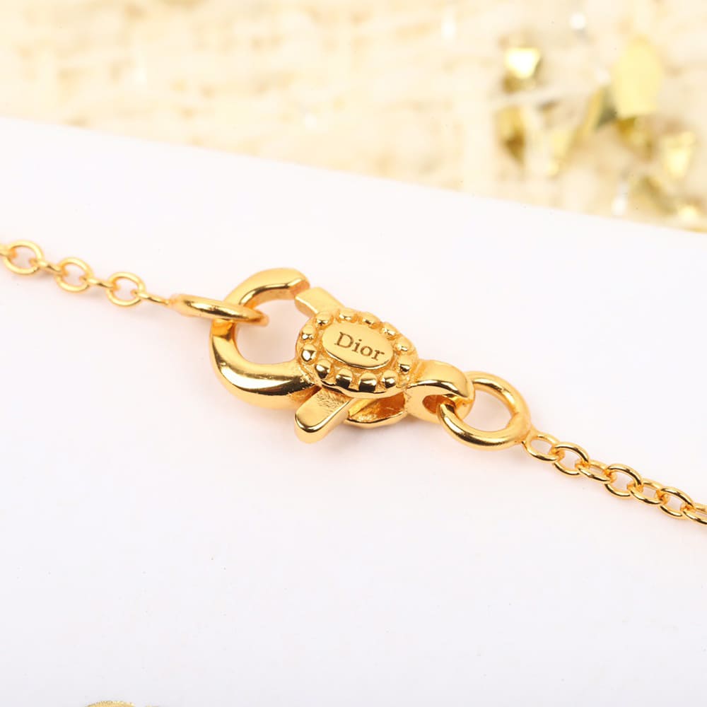 DIOR necklace